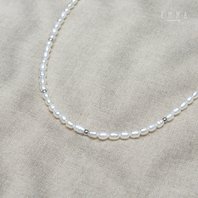 Pearls - náhrdelník s ocelovými korálky